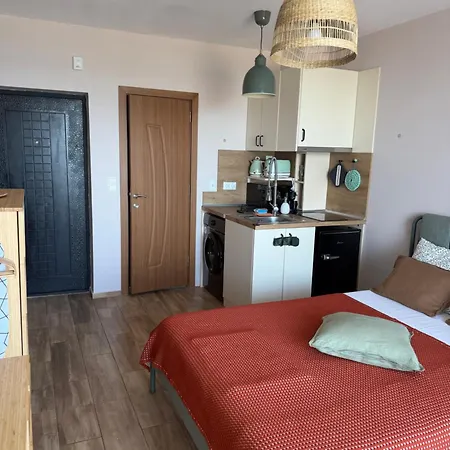 Apartment 5 Steps To The Pomorie