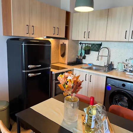 5 Steps To The Apartment